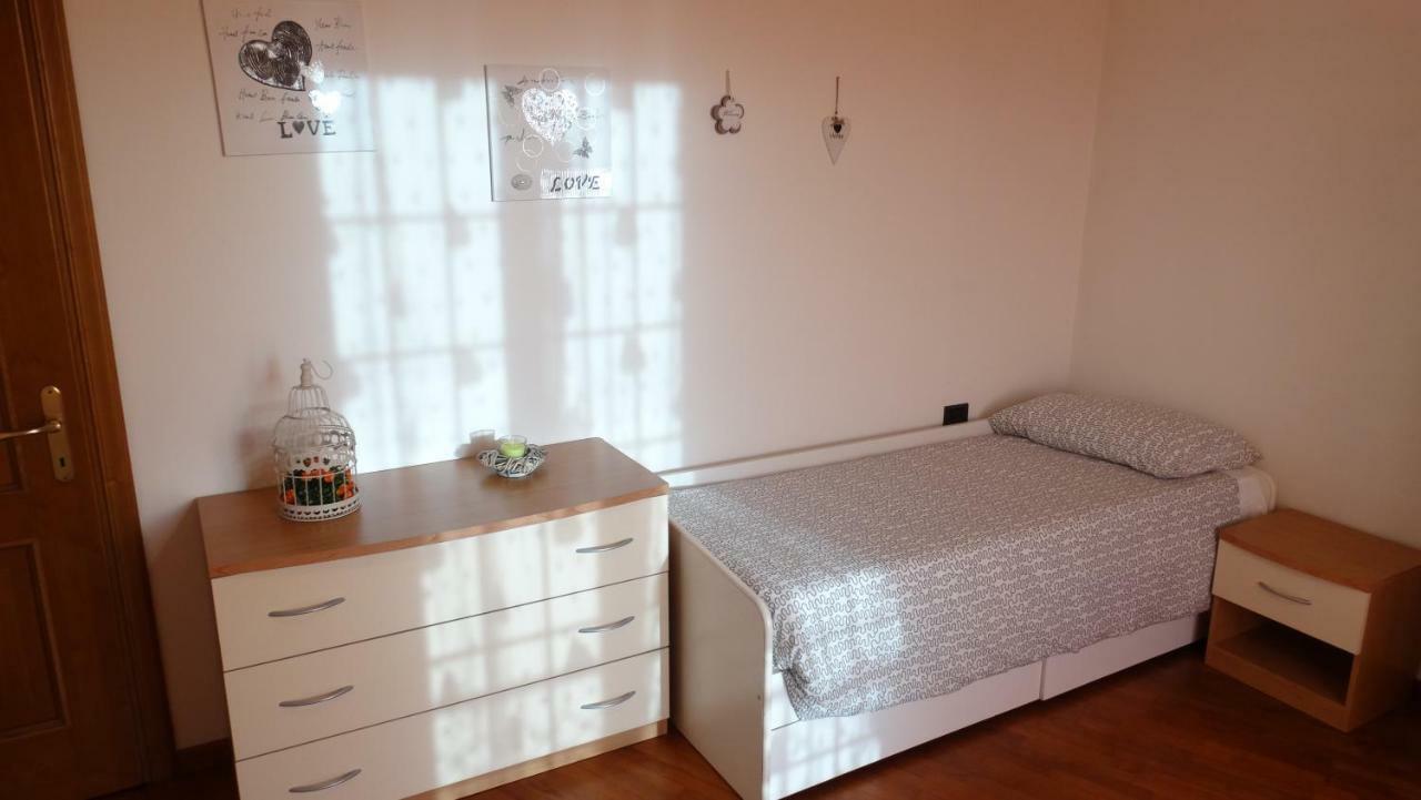 Supercasona Pratica Villa Sarzana Buitenkant foto