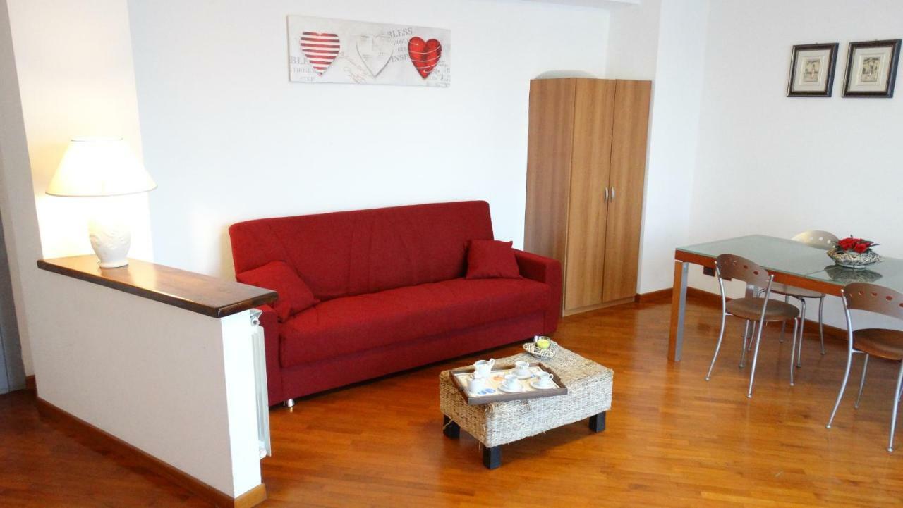 Supercasona Pratica Villa Sarzana Buitenkant foto